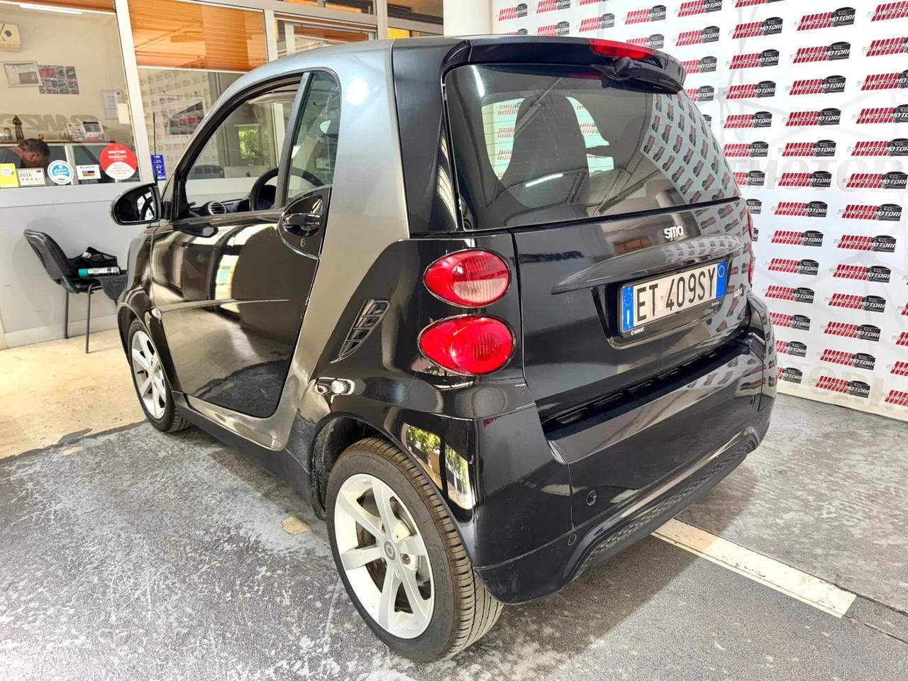 Smart ForTwo 1000 45 kW MHD coupé pure Teen II