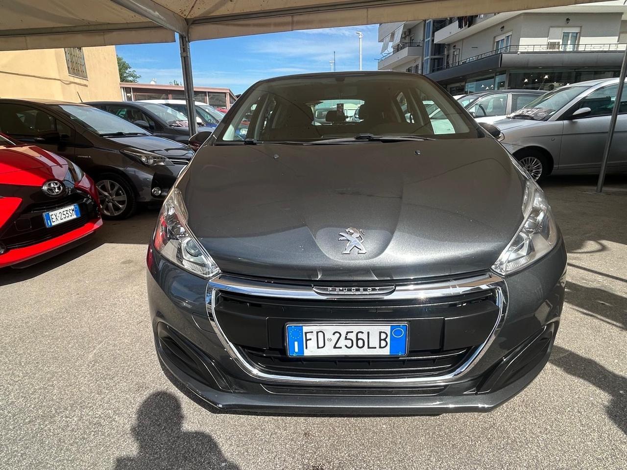 Peugeot 208 BlueHDi 75 5 porte Allure
