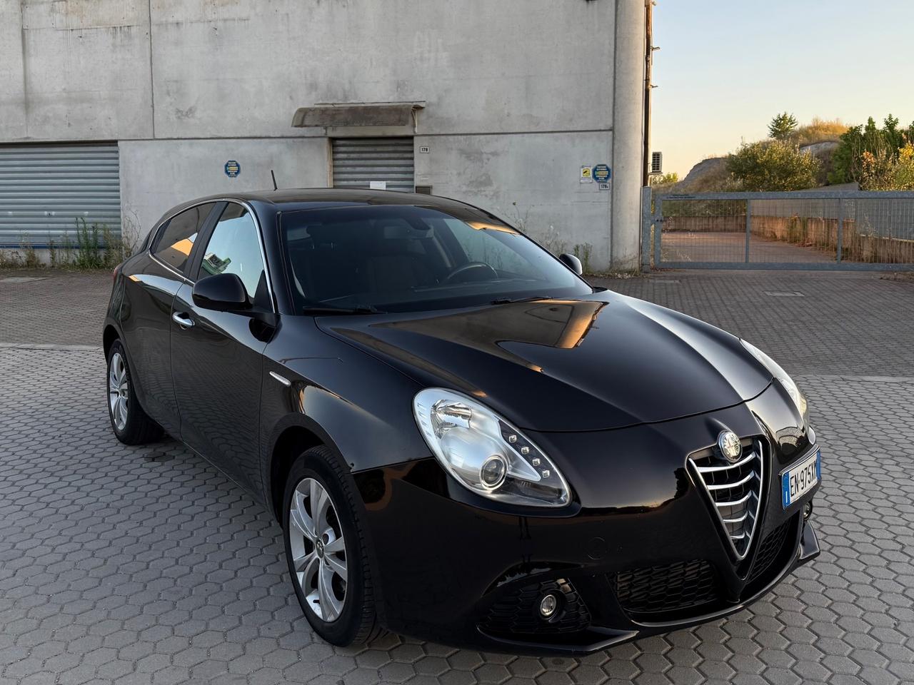 Alfa Romeo Giulietta 2.0 JTDm-2 140 CV Distinctive