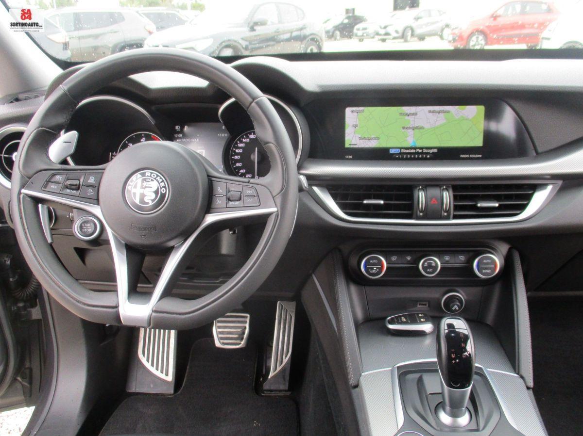 A.R.Stelvio 2.2 T.diesel 210cv AT8 Q4 Exec.-2019