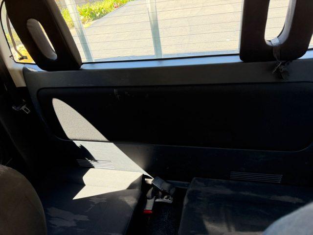 TOYOTA Hilux 2.4 D-4D 4WD 2 porte Single Cab Comfort