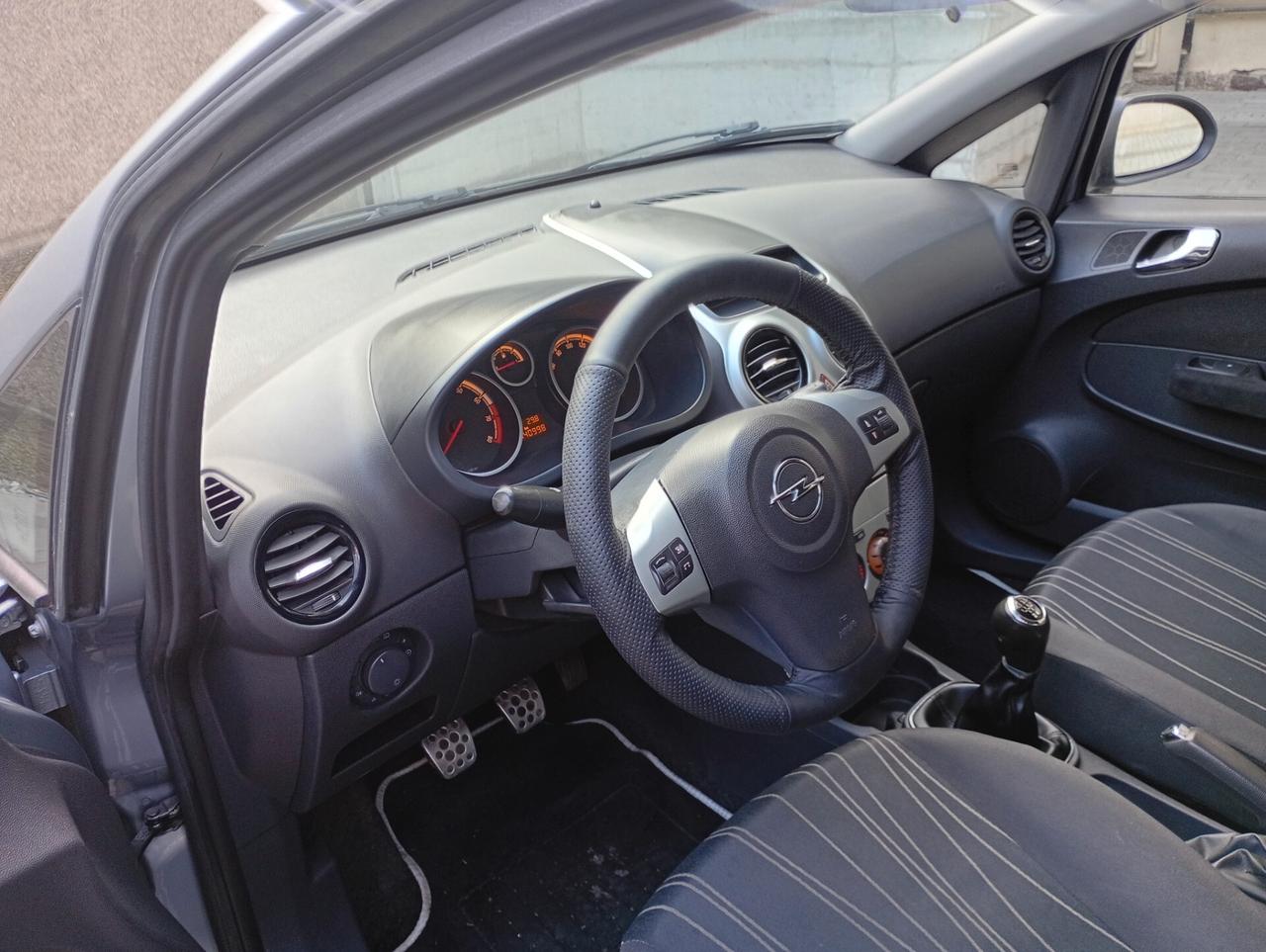 Opel Corsa 1.2 5 porte Enjoy