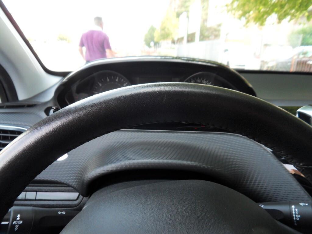 Peugeot 2008 PureTech 82 Active