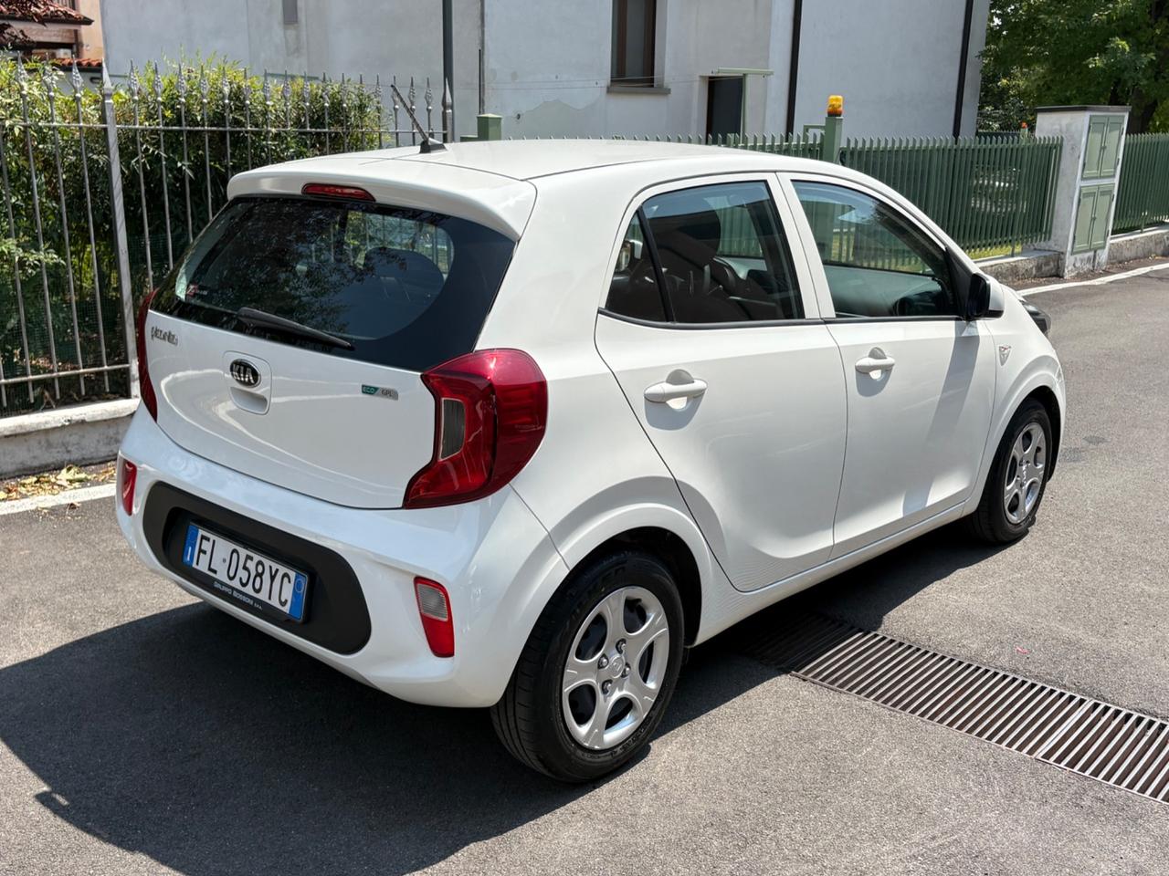 Kia Picanto 1.0 12V EcoGPL 5 porte Cool NEOPATENTATI