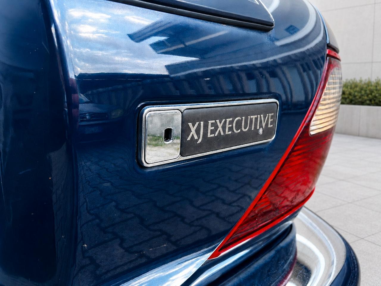 Jaguar XJ 3.2 cat Executive