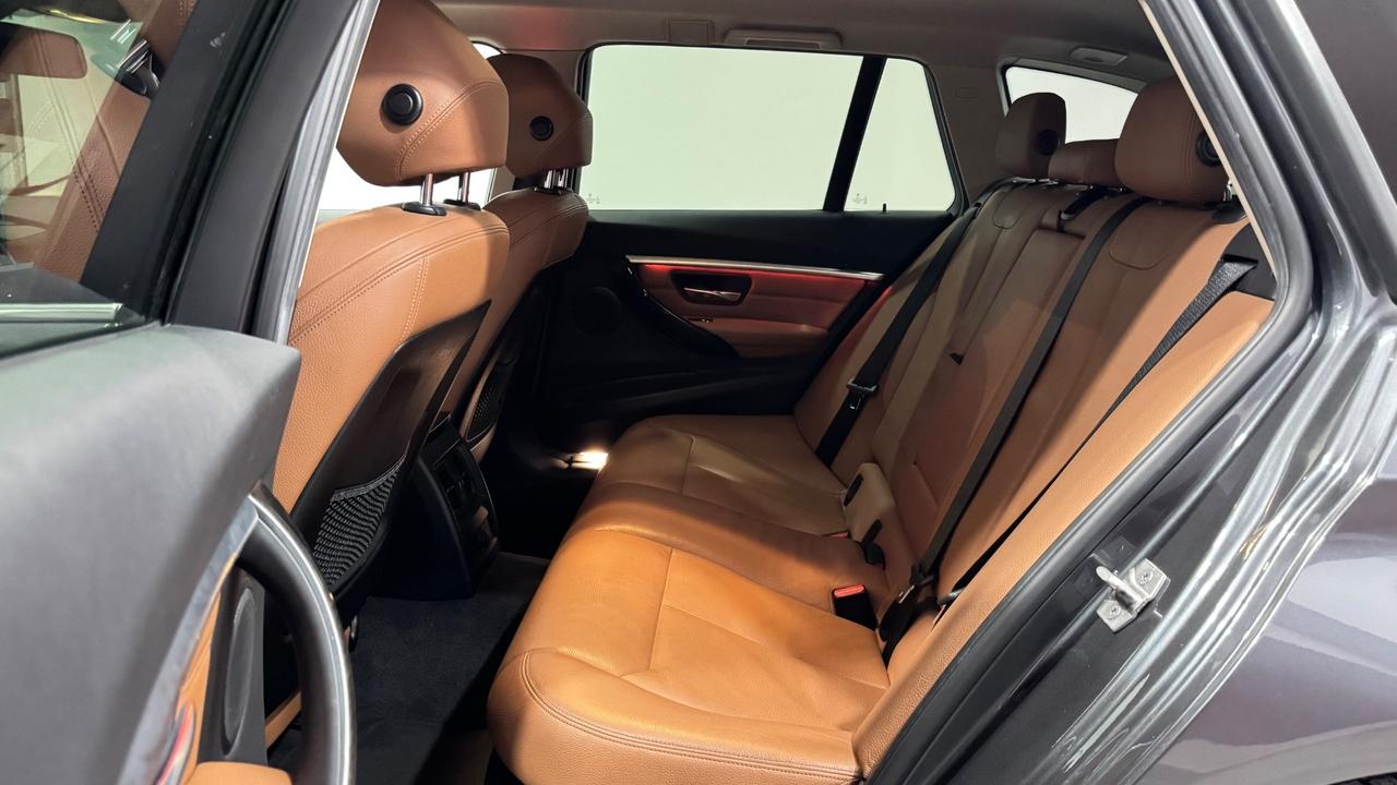 Bmw Serie 3 318d Touring Luxury