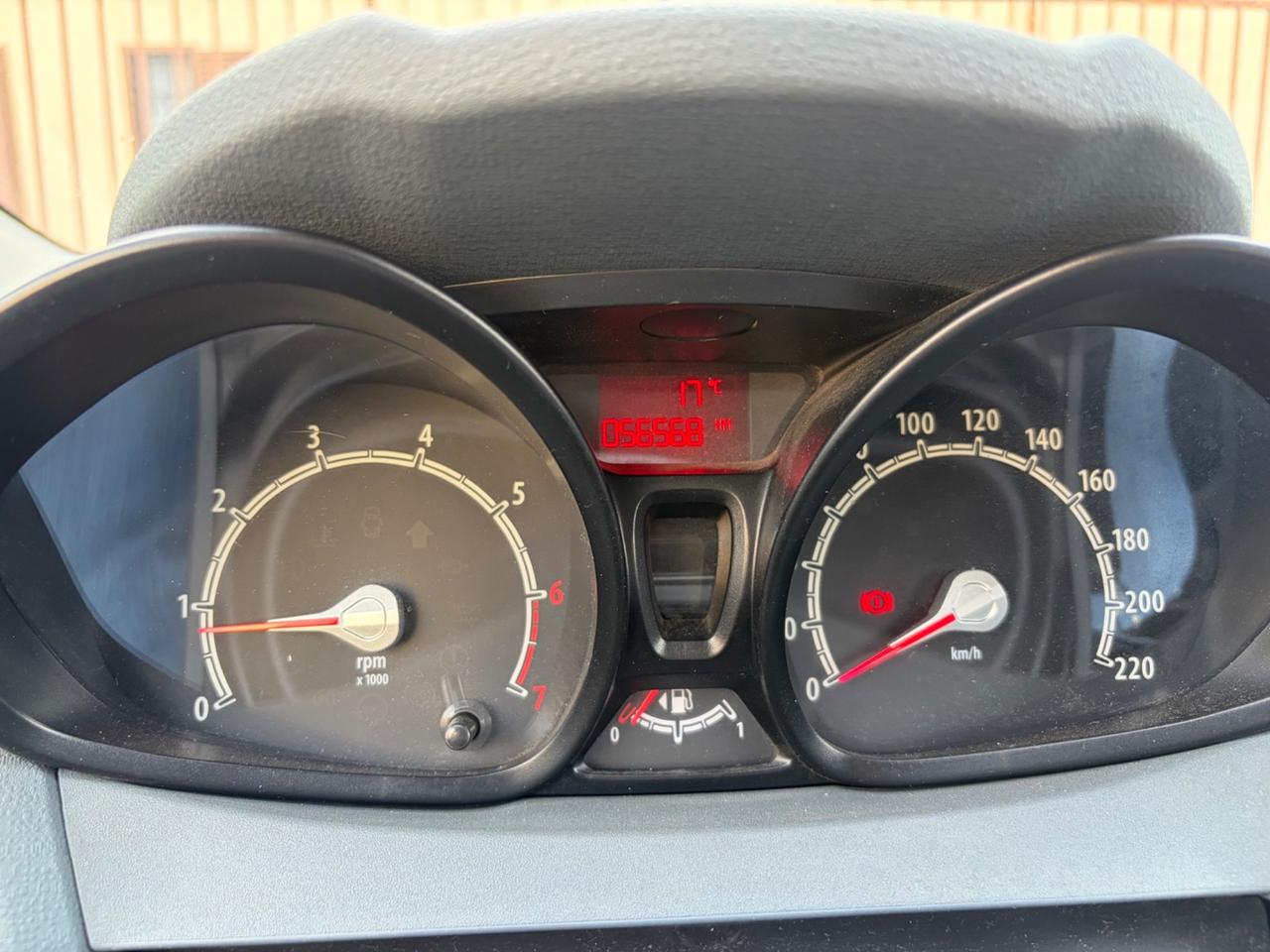 Ford Fiesta 1.2 82CV