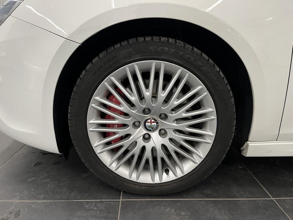 Alfa Romeo Giulia 2.2 Turbo Sprint AT8