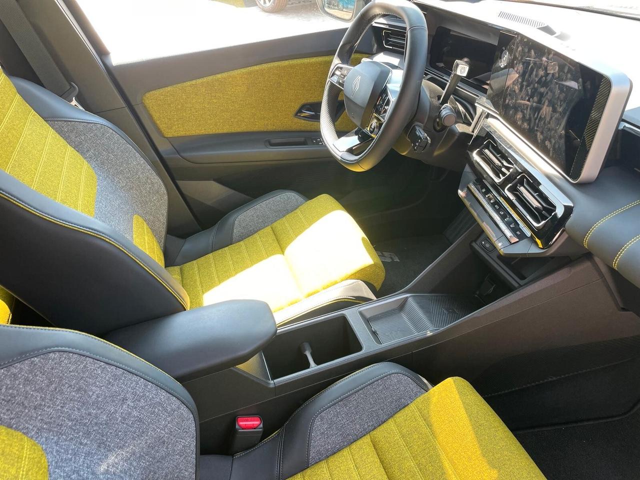 Renault 5 E-Tech Electric 150 CV Comfort Range AC 11 Iconic Cinq