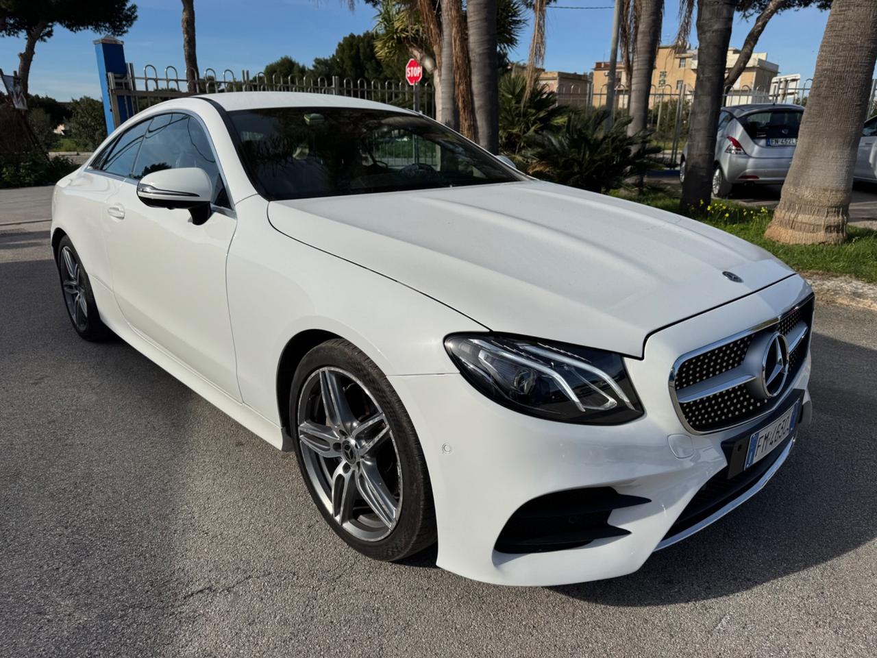 MERCEDES E 220 D COUPE PREMIUM