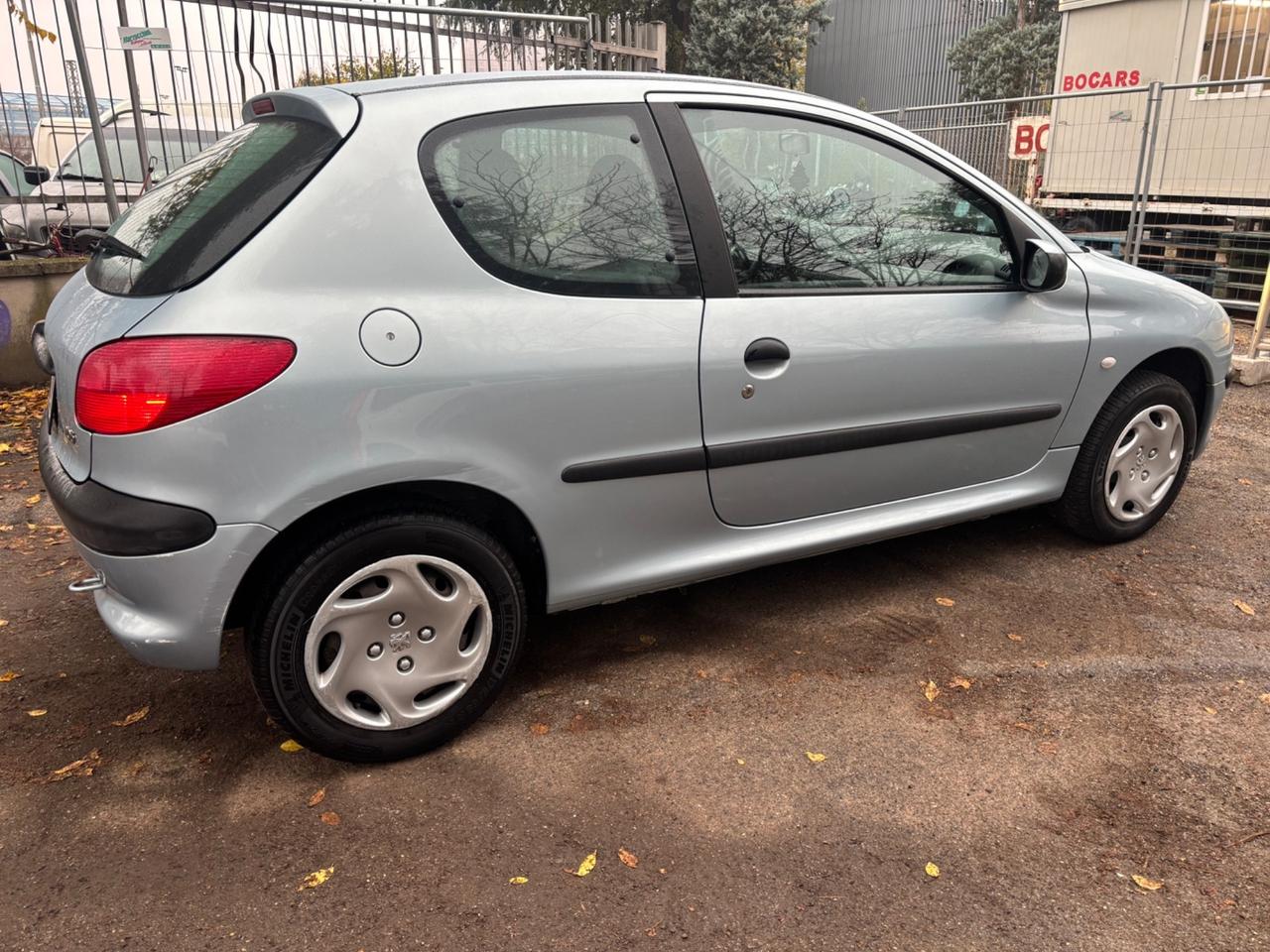 Peugeot 206 1.4 3p. XT