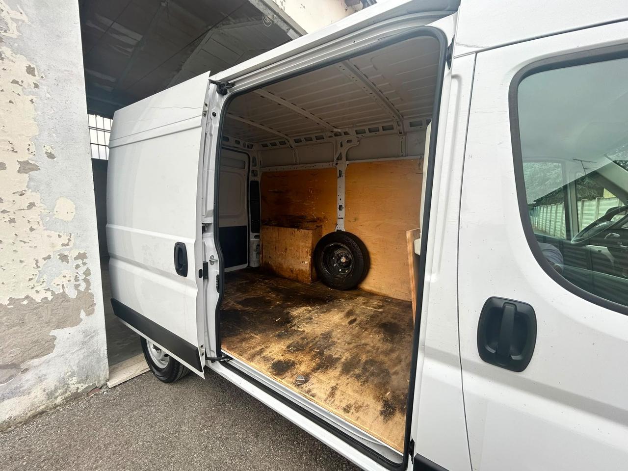 Fiat Ducato 35 2.3 MJT 140CV PLM-SL-TA Furg.Maxi