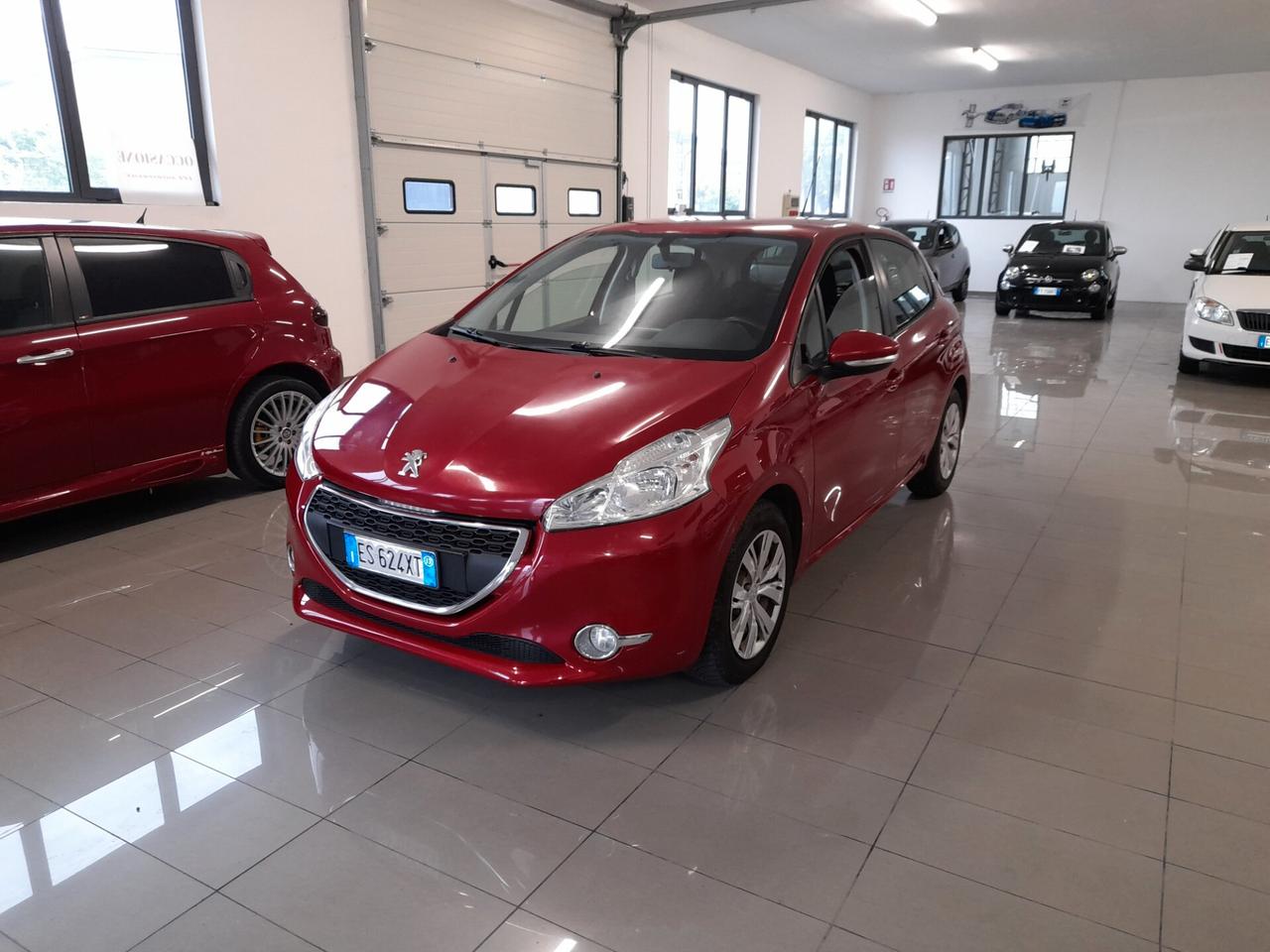 Peugeot 208 1.2 VTi 82 CV 5 porte Allure