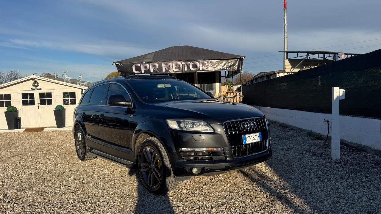 Audi Q7 3.0 V6 TDI 233CV quattro tiptronic