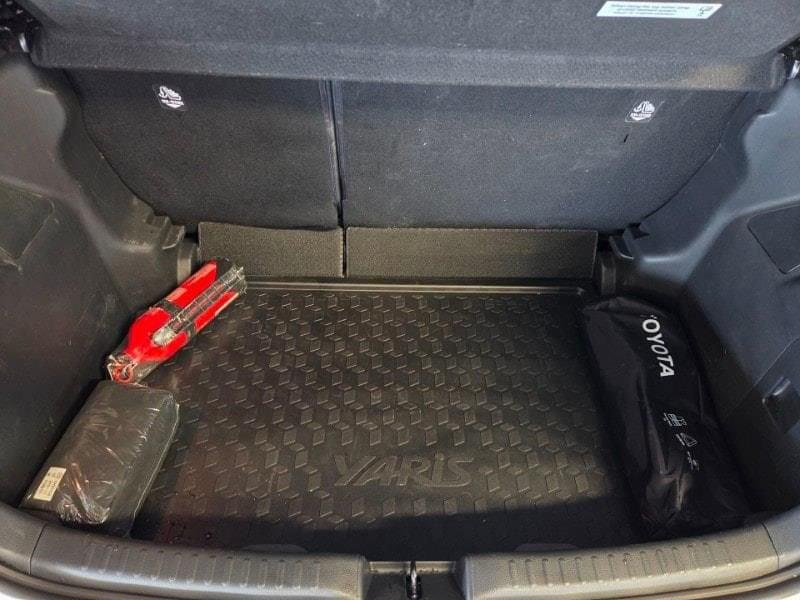 Toyota Yaris 4ª serie 1.5 Hybrid 5 porte Active