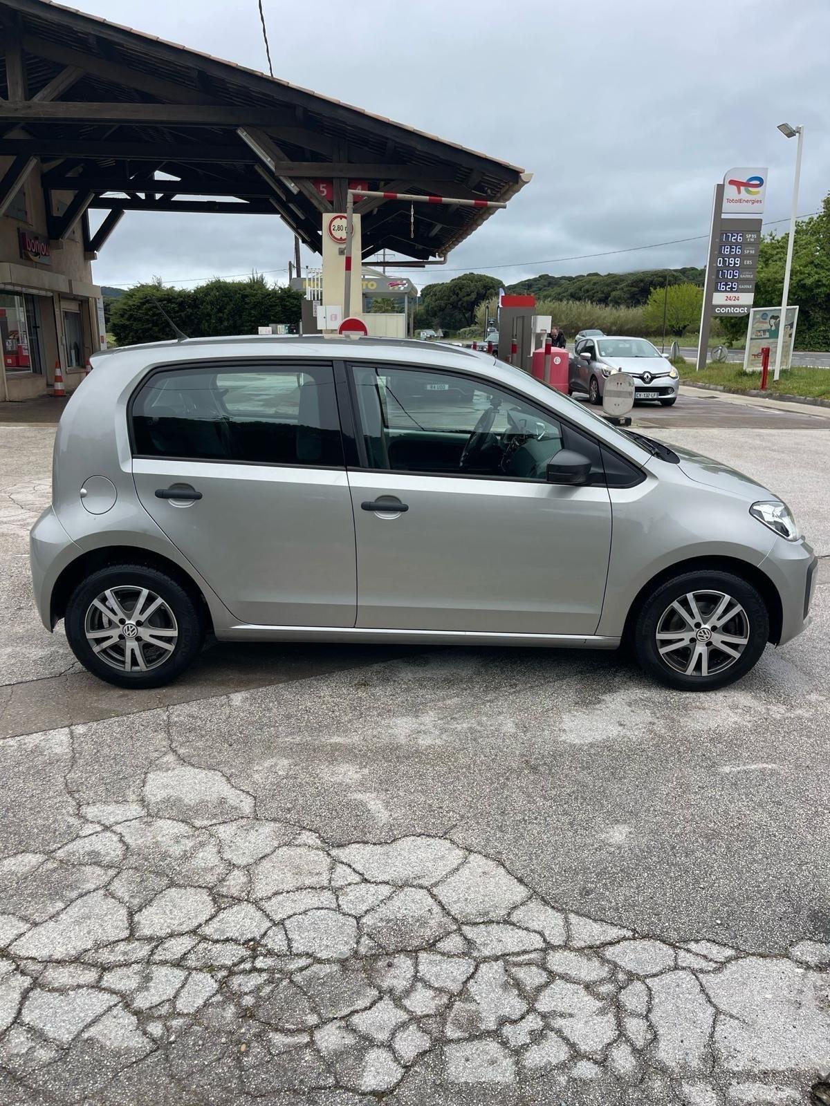 Volkswagen up! 1.0 5p. move up!
