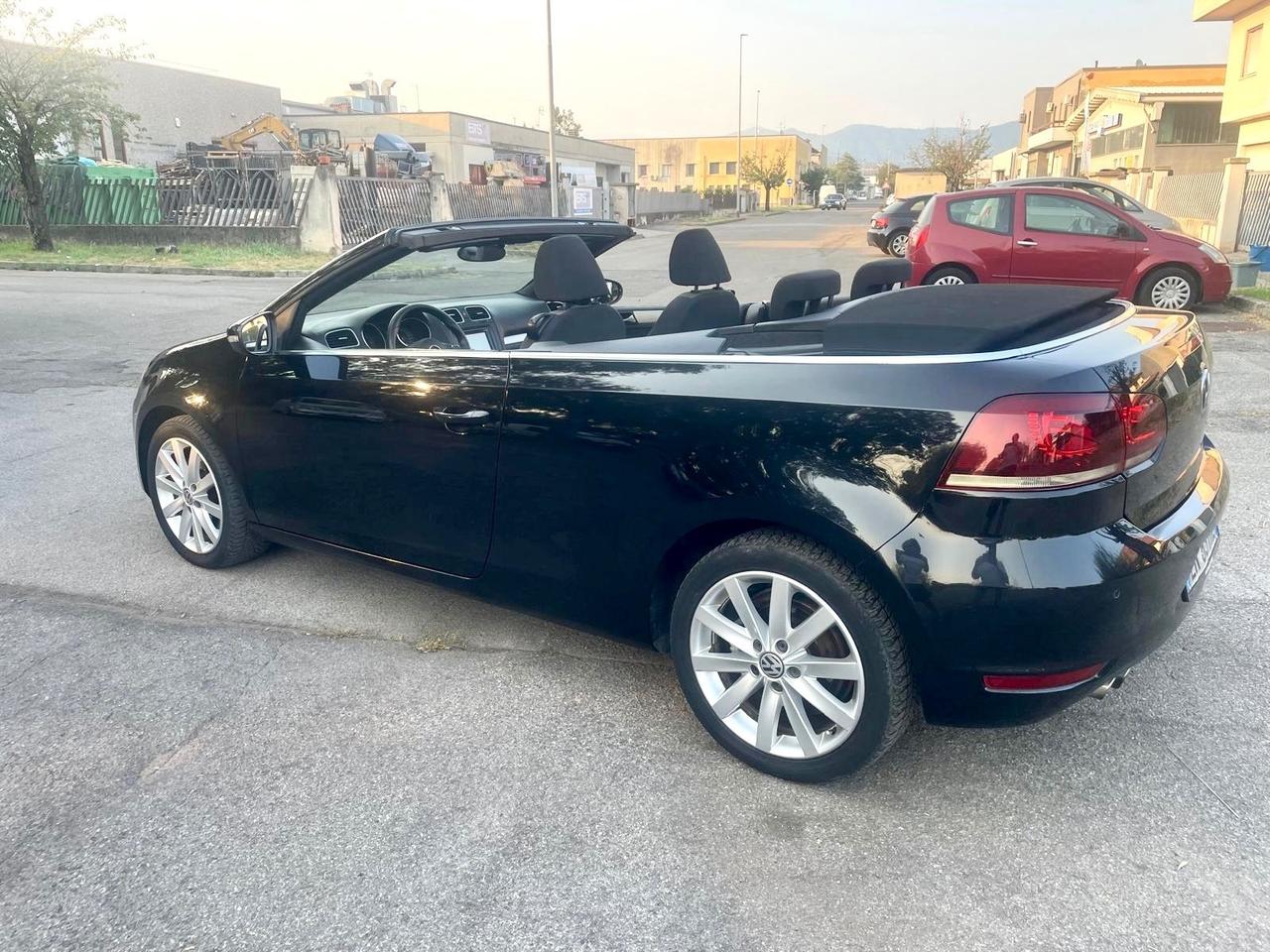 Volkswagen Golf Cabriolet 2.0 TDI DSG BlueM. Tech. 2013