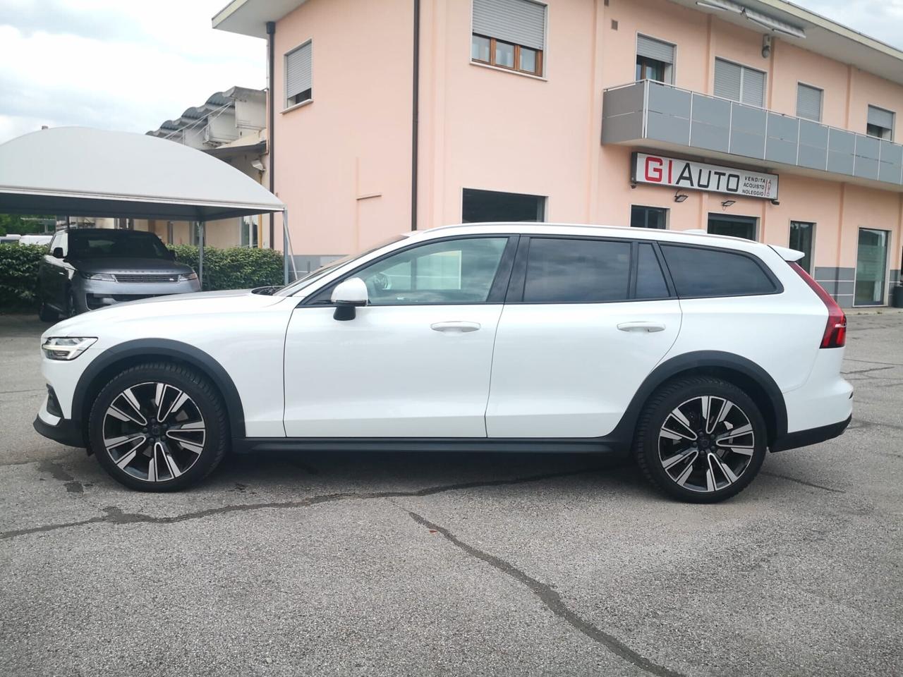 Volvo V60 Cross Country D4 AWD Geartronic ***TENUTA MOLTO BENE***UNIPROPRIETARIO***