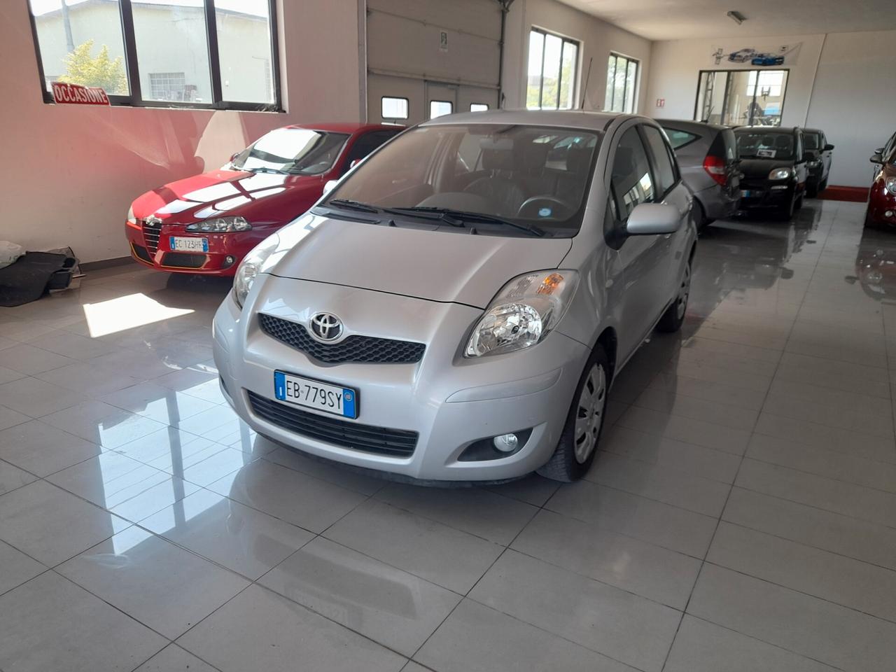 Toyota Yaris 1.0 5 porte Now