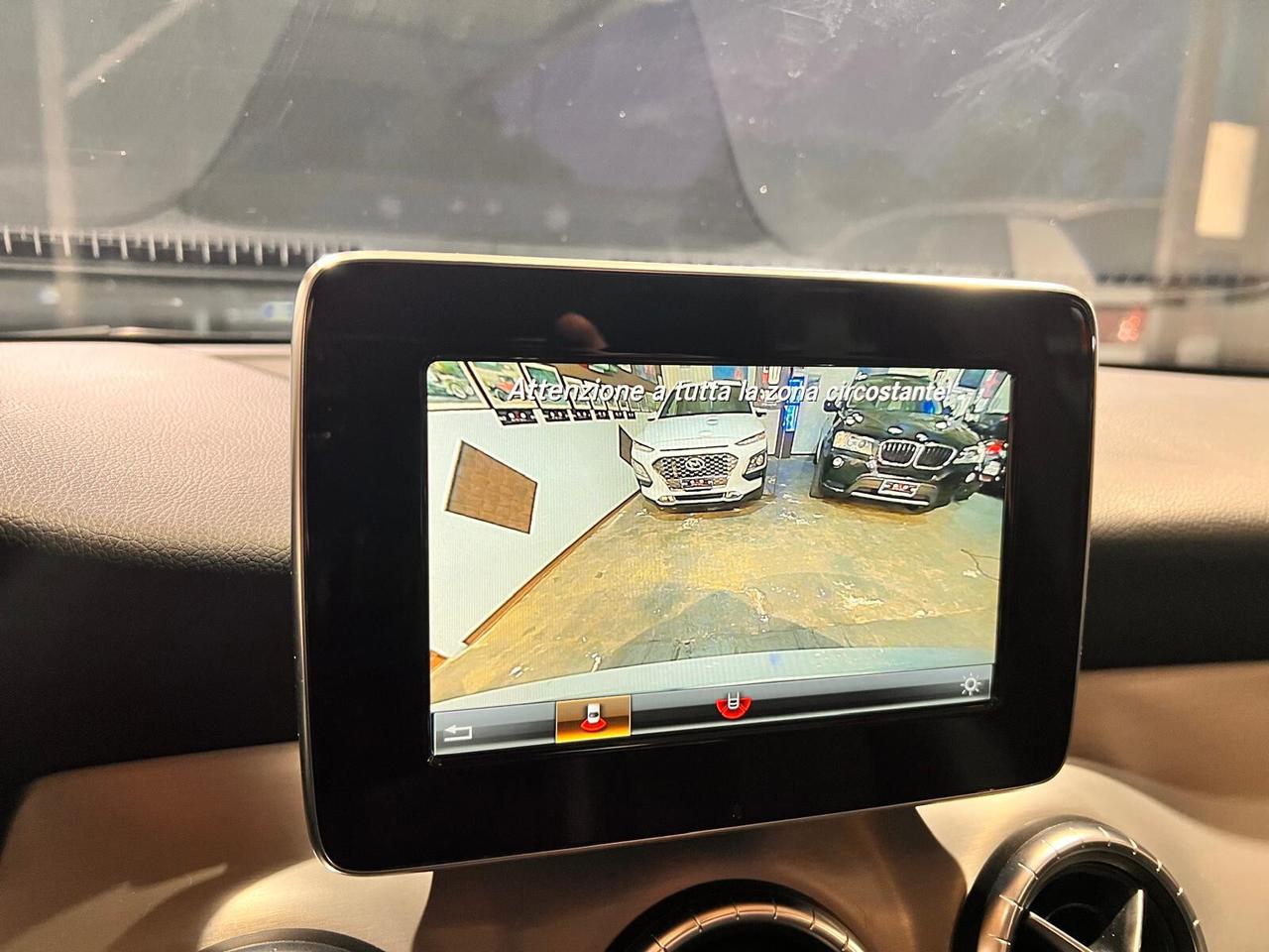 Mercedes-benz CLA 200 d Premium 80000 KM