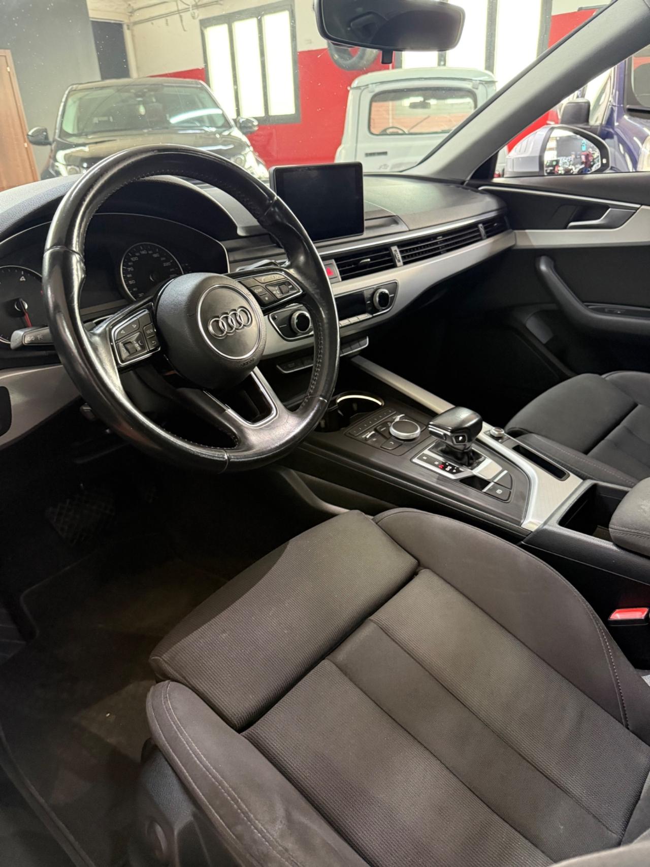 Audi A4 2.0 TDI 150 CV ultra S tronic Business Sport