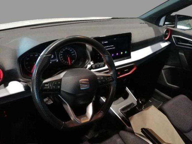 SEAT Arona 1.0 TGI FR LED, Navi, Retrocamera, Cerchi 18, ACC