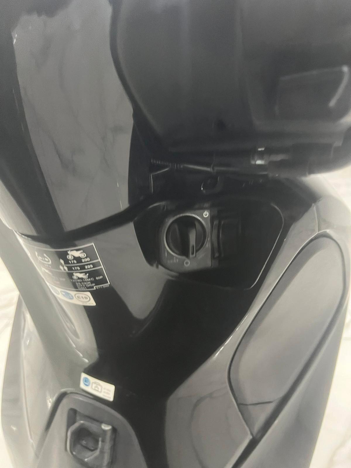 Honda SH 150i ABS (2017) – LED – Smart Key