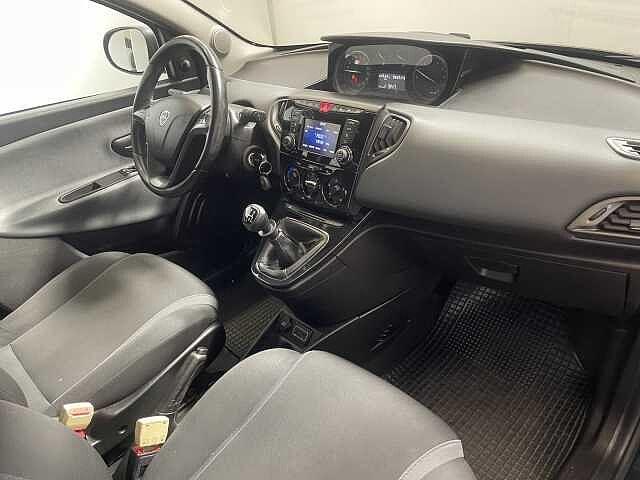 Lancia Ypsilon 1.2 69 CV 5 porte GPL Ecochic Gold