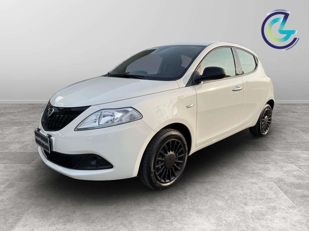 LANCIA Ypsilon III 2021 - Ypsilon 1.0 firefly hybrid Silver s&s 70cv