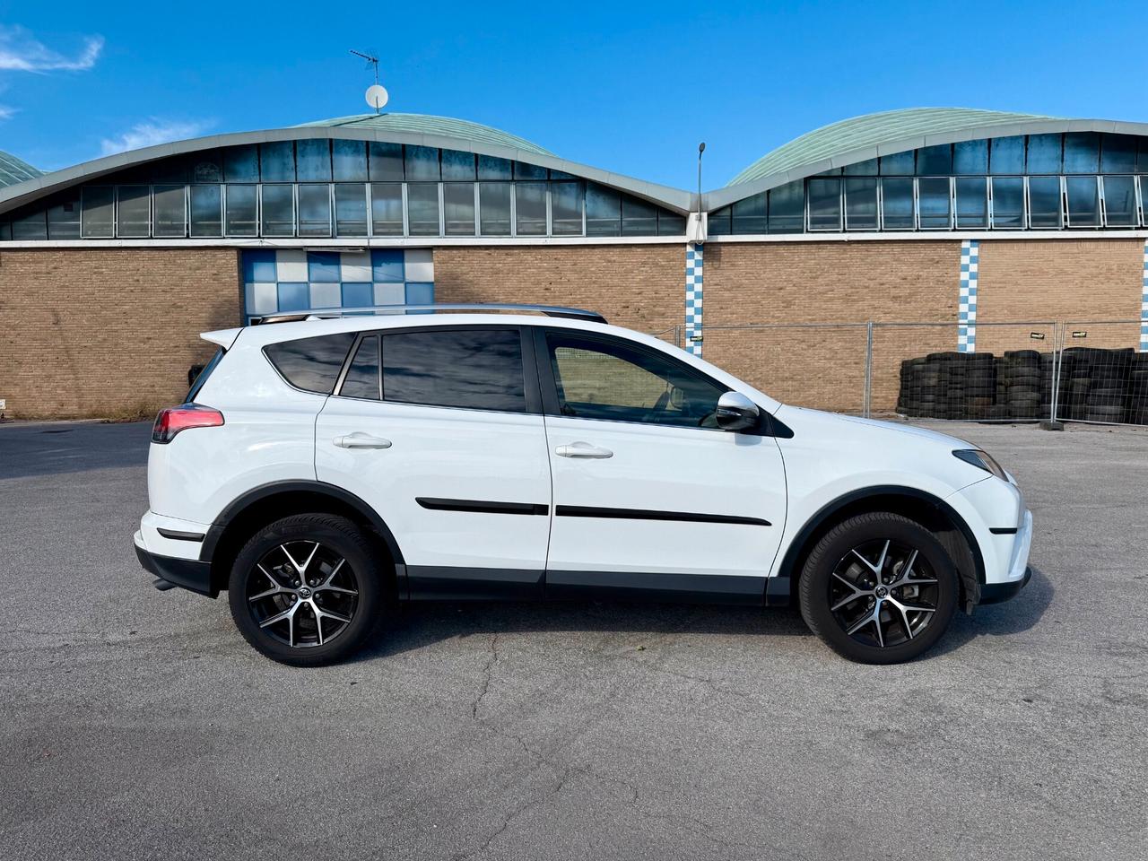 Toyota RAV4 2.0 d-4d Style 2wd mt 143cv UNICO PROPRIETARIO