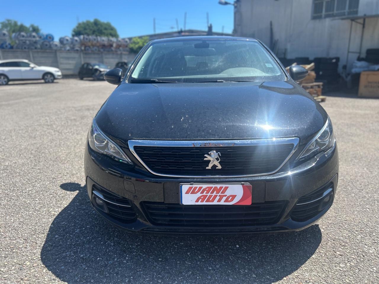 Peugeot 308 BlueHDi 120 LEGGI NOTE.