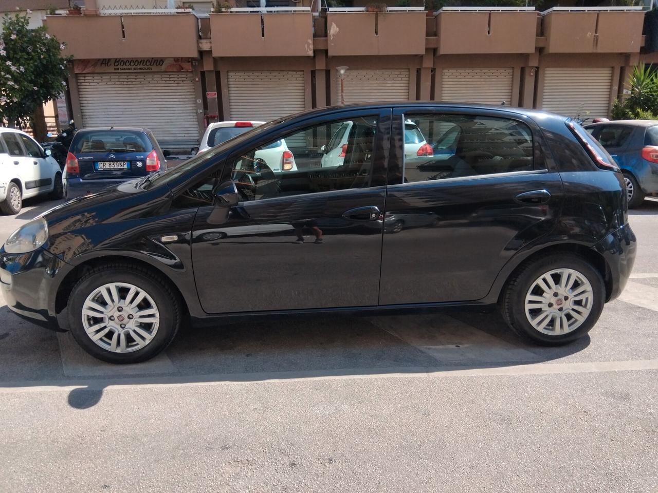 FIAT GRANDE PUNTO 1.2 EVO 2012