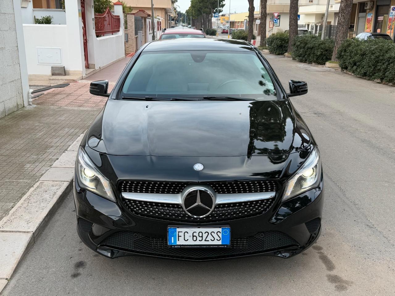 Mercedes CLA 220 d Autom NAVI CAMERA HARMAN/KARDON