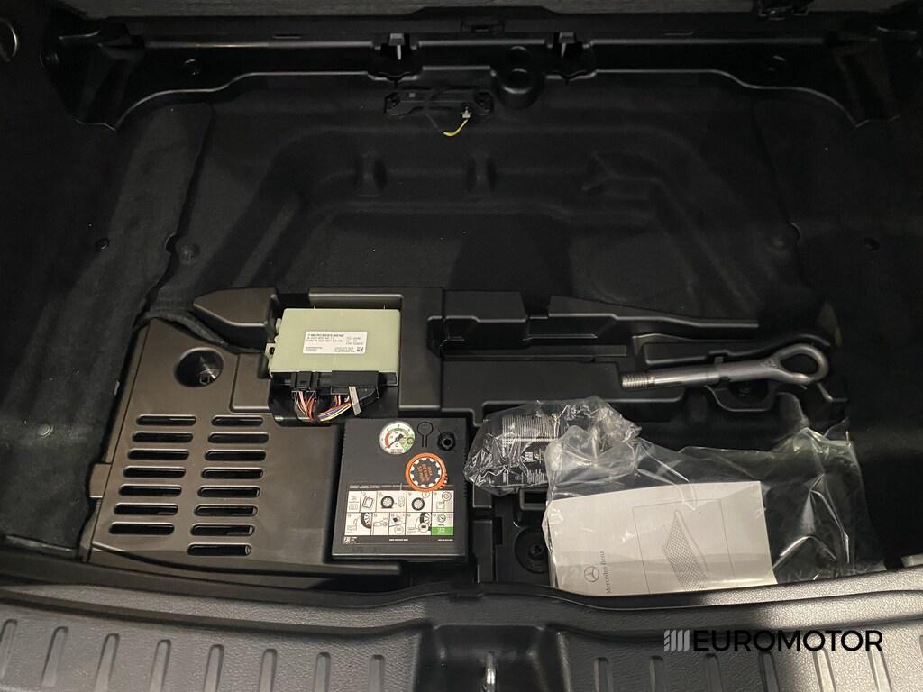 Mercedes GLA 180 180 D Premium 8G-DCT