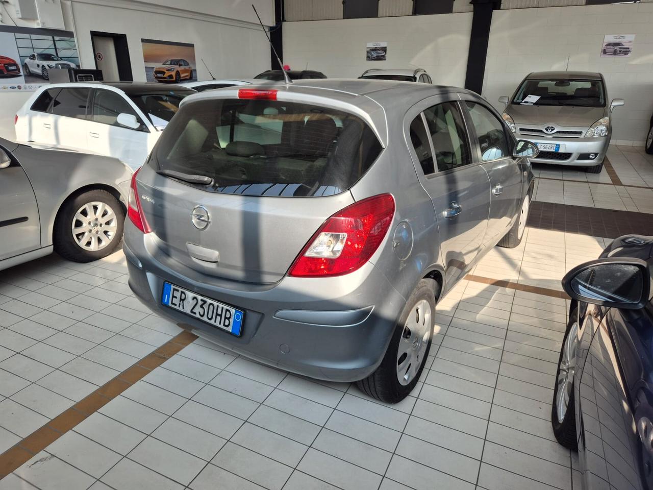 Opel Corsa 1.2 85CV 5 porte GPL-TECH Edition