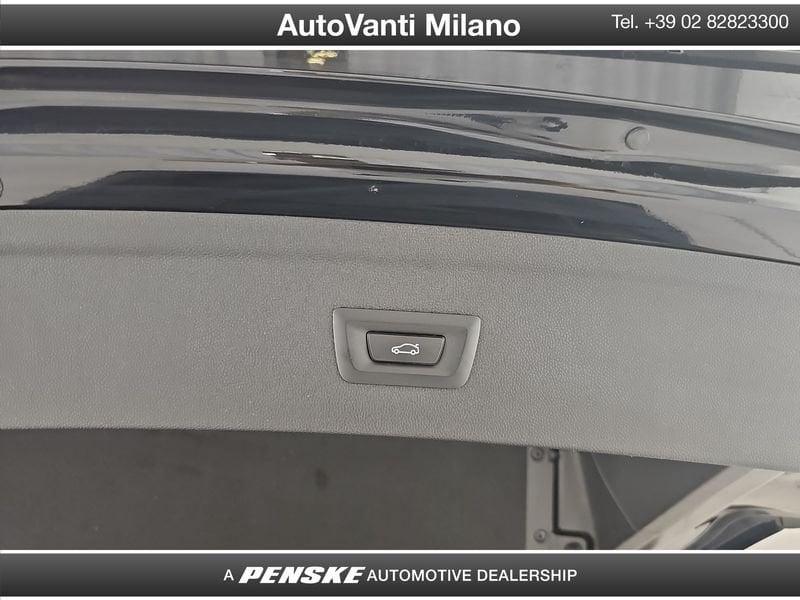 BMW iX xDrive50 Pacchetto Sportivo