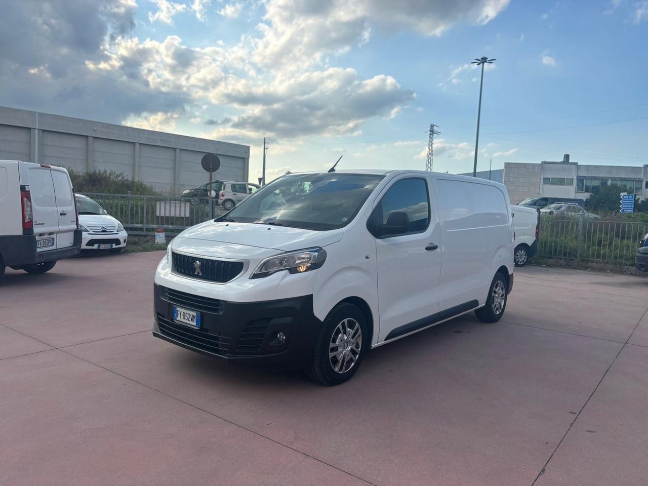 Peugeot Expert BlueHDi 115 S&S PL-TN Furgone Pro Standard