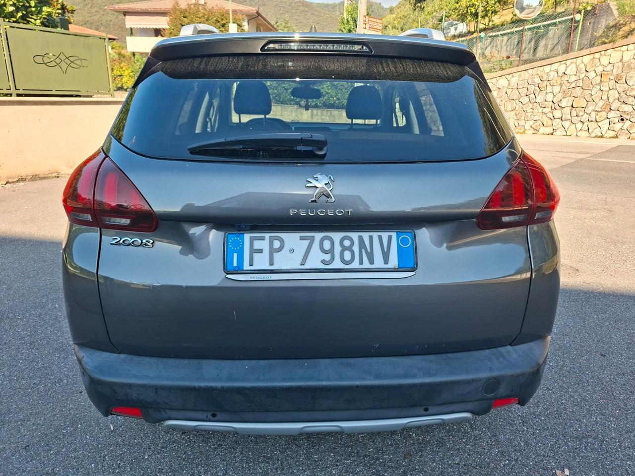 Peugeot 2008 1.2 BENZINA / DA NEOPATENTATI