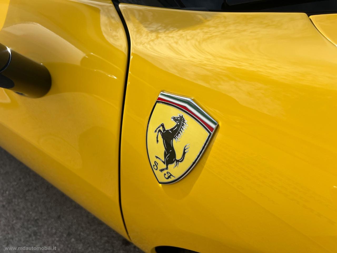 FERRARI 296 GTB CARBONIO SOLLEVATORE IVA ESPOSTA