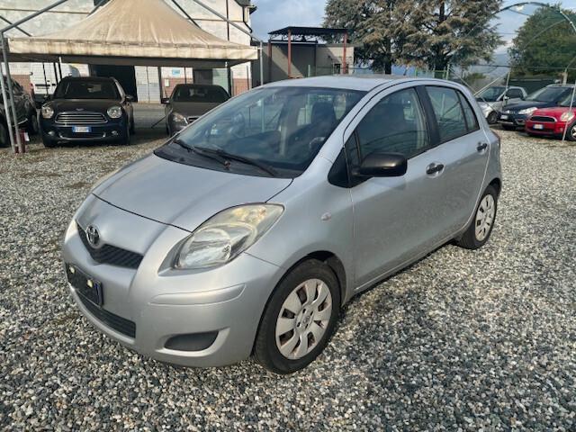 Toyota Yaris 1.0 5 porte Now GPL