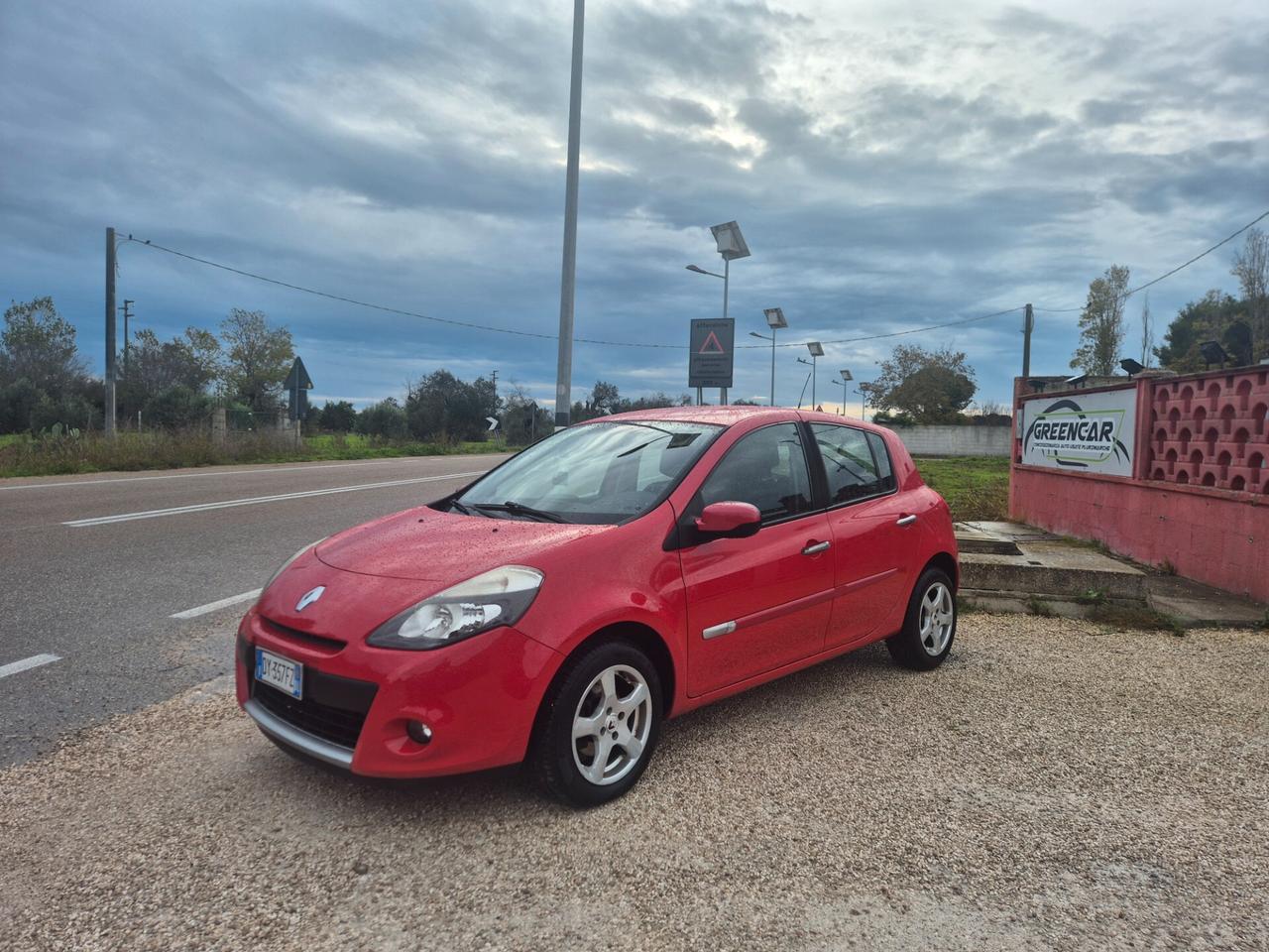 Renault Clio 1.2 16V 5 porte 75 CV 126.000 KM