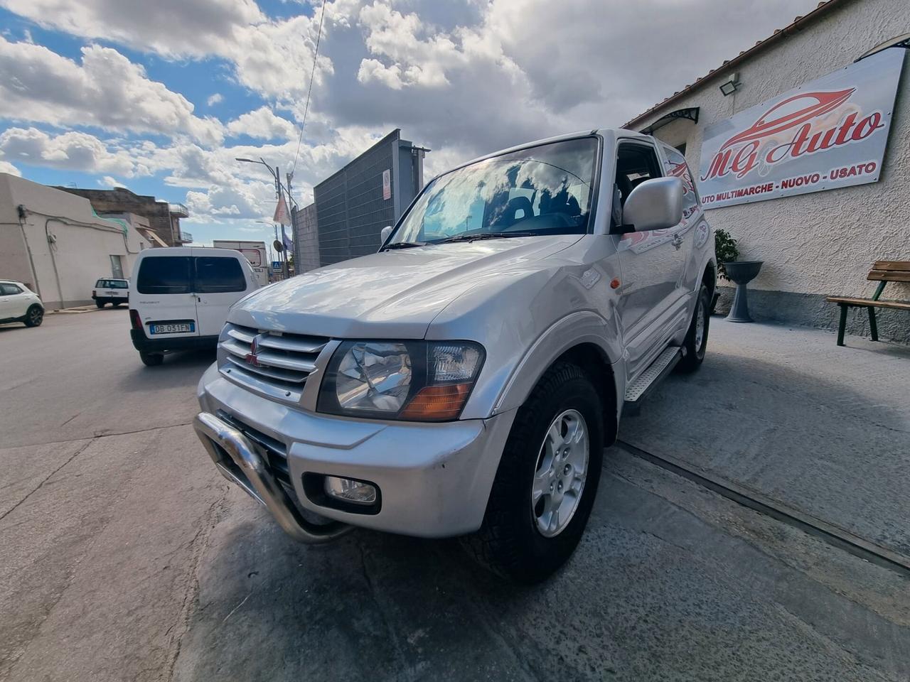 Mitsubishi Pajero 3.2 16V DI-D 3p. GLX