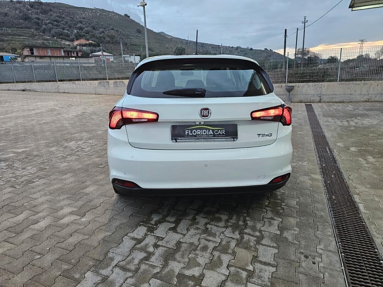 FIAT TIPO 1.6 MJT 120CV LOUNGE AUTOMATICA 06/2019