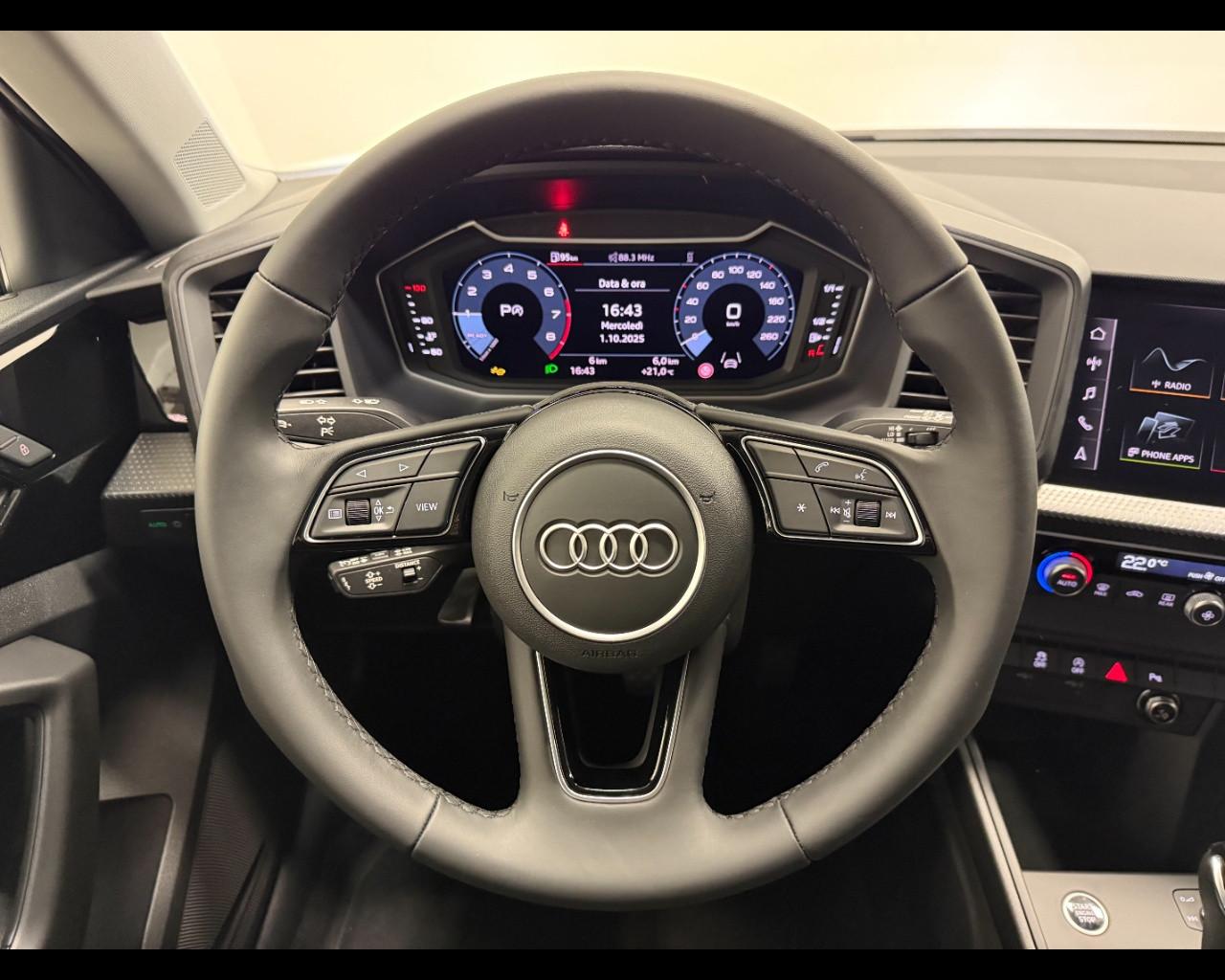 AUDI A1 ALLSTREET 30 TFSI S-TRONIC BUSINESS