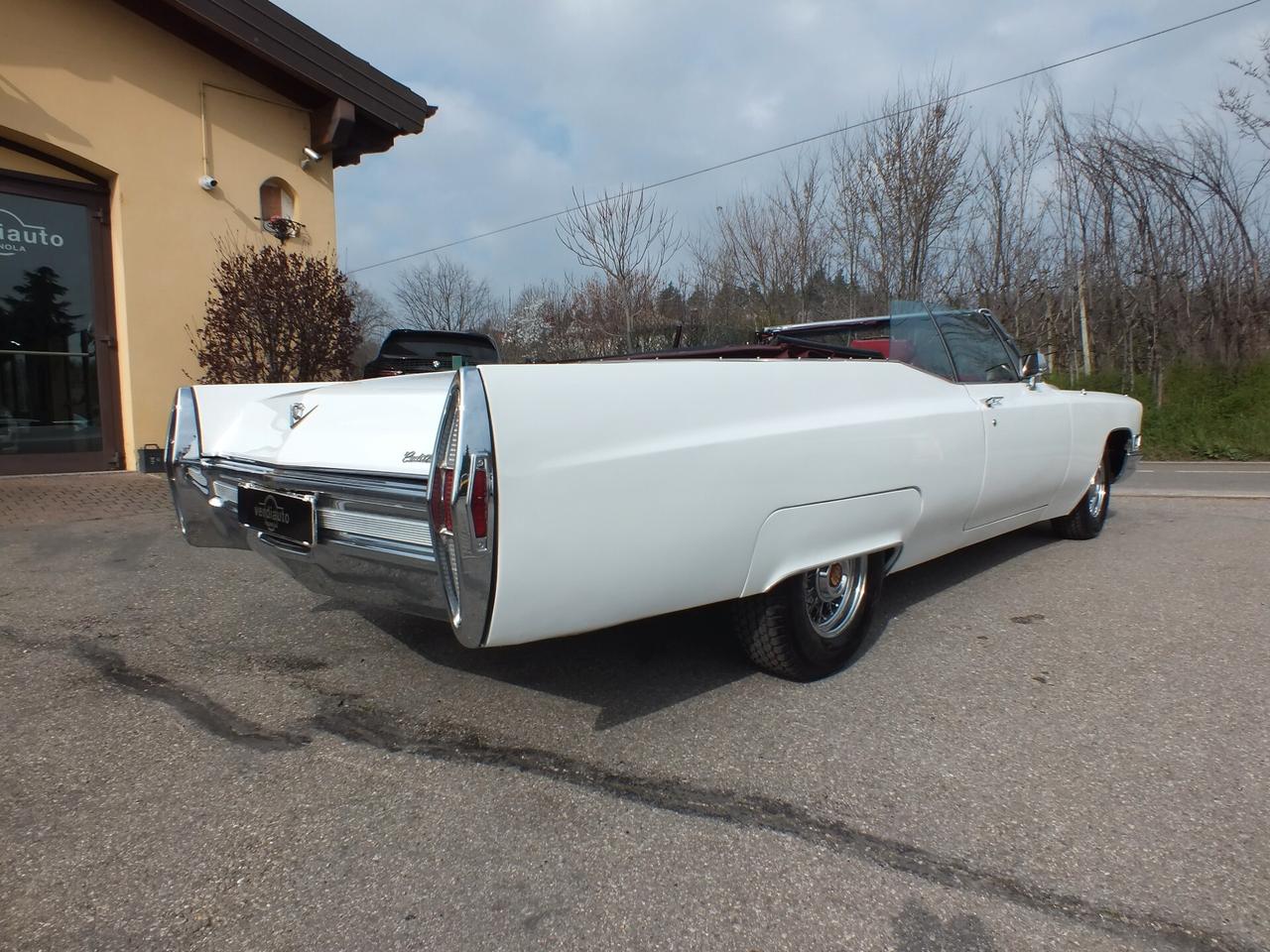 CADILLAC DEVILLE V8 CONVERTIBILE COSTRUZIONE 1966