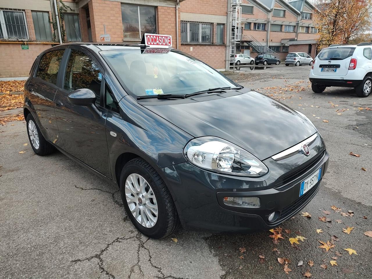 Fiat Punto Evo - EVO, 1.4 M. AIR 16V, 5 PORTE S&S EMOTION, GANCIO TRAINO, CON SOLO 27.000KM, OK NEOPATENTATI, GARANZIA L.12 MESI