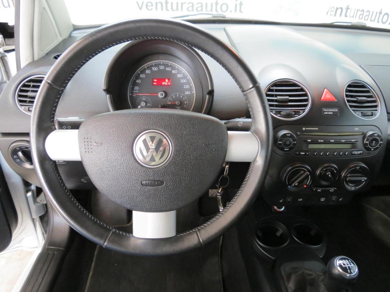 Volkswagen New Beetle 1.6 102 CV