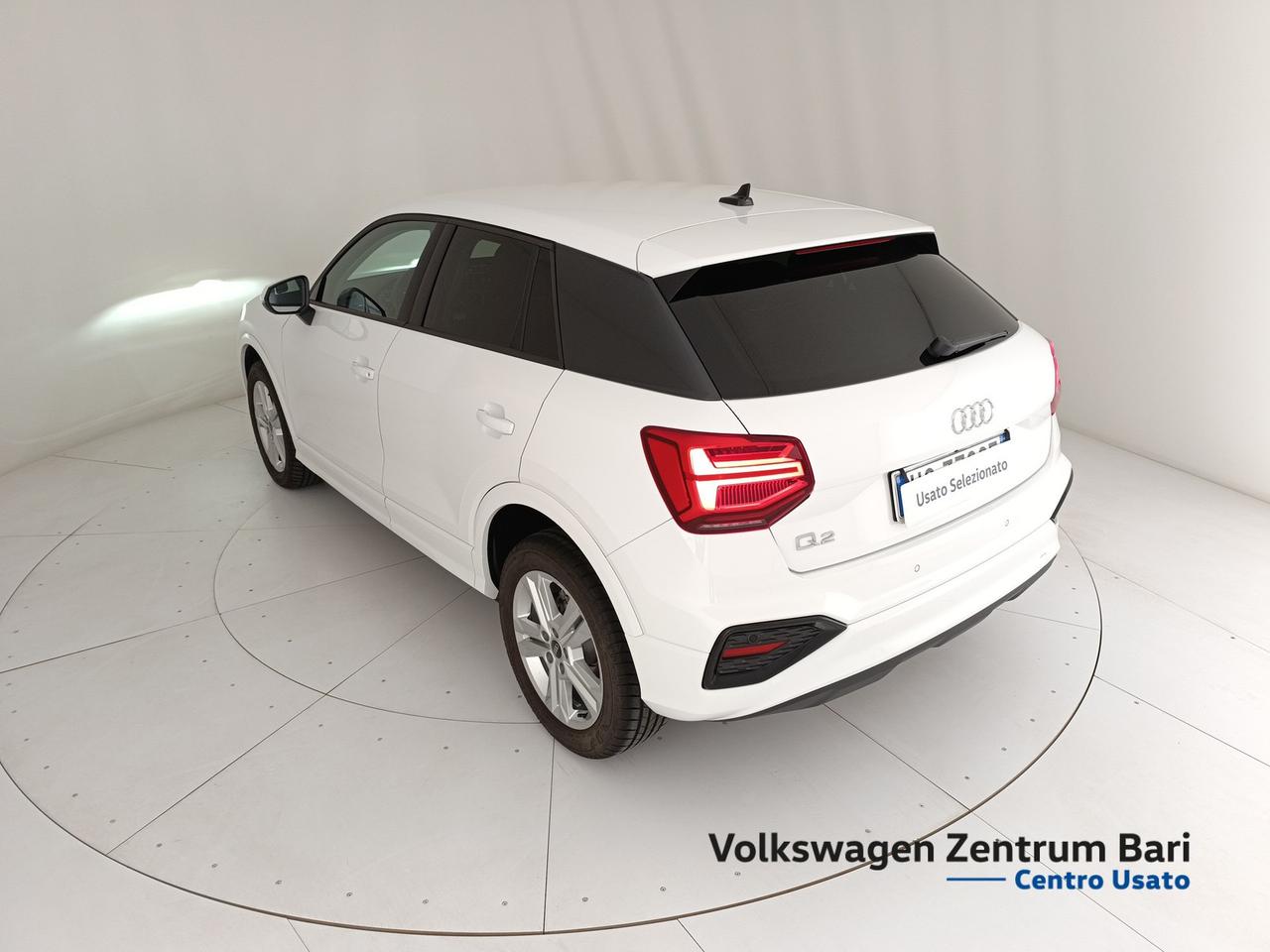Audi Q2 30 2.0 tdi business advanced