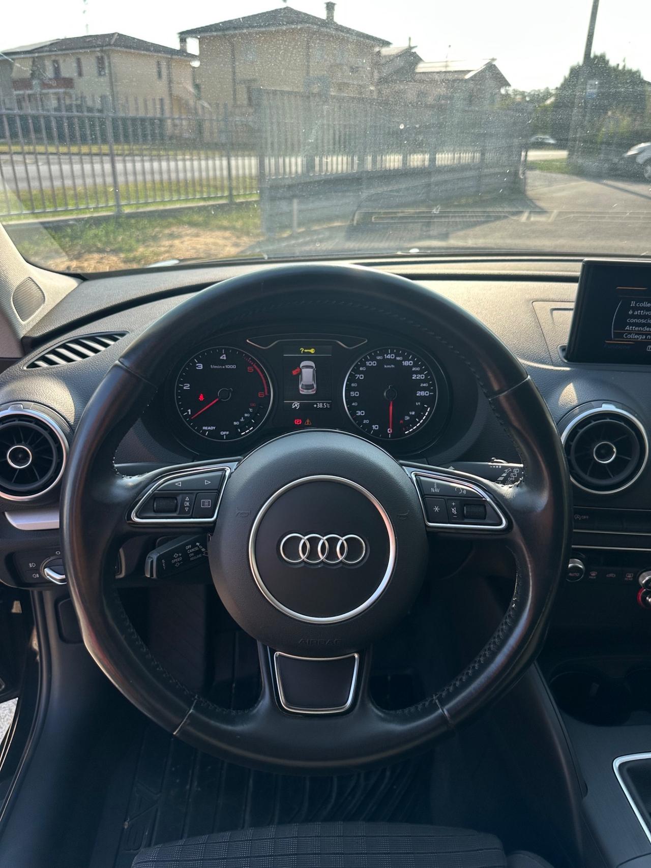 Audi A3 1.6 TDI QUATTRO S LINE