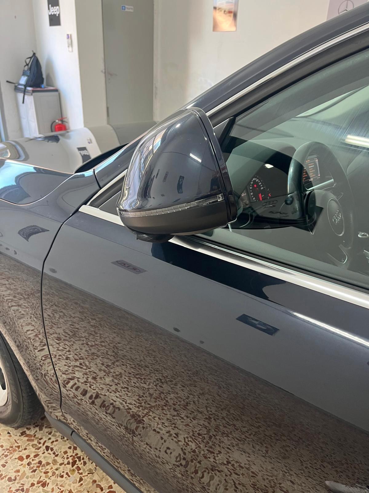 Audi Q5 2.0 TDI 150 CV clean diesel Business